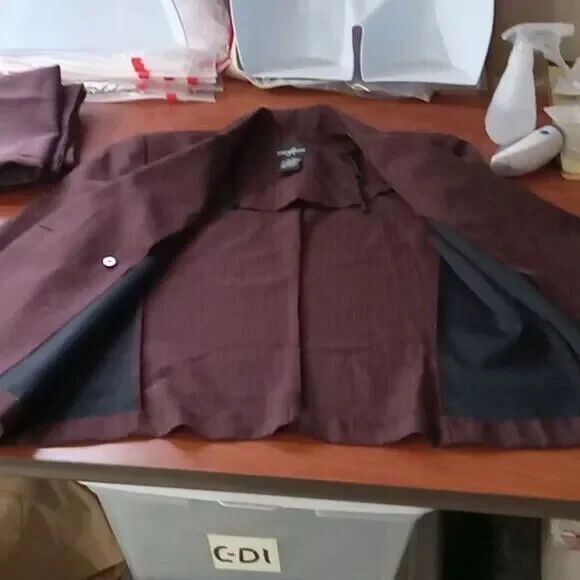 Positive Attitude women's Size 10 wine color pinstripes New pants & blazer - Picture 8 of 16